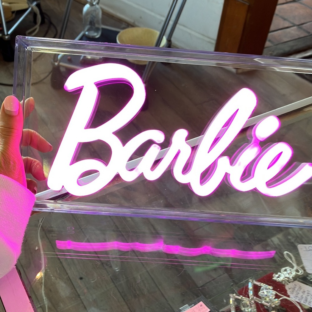 BARBIE LED LIGHT!! π€©β¨πβ¨πβ¨πβ¨ - Picture 5 of 13